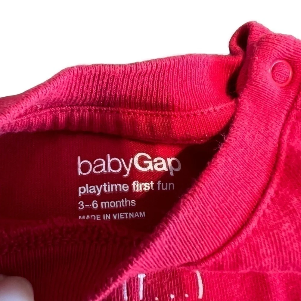 Baby Gap & Old Navy Lot Bundle Longsleeve Bodysuits Shirt 3-6 months winter​